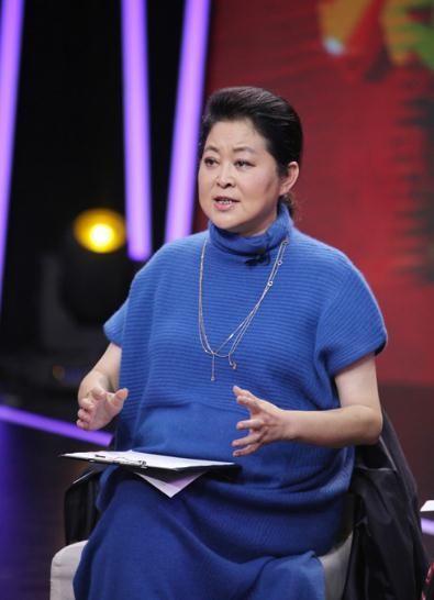 娱乐吃瓜小将倪萍,从娱乐吃瓜小将到人生导师的华丽转身